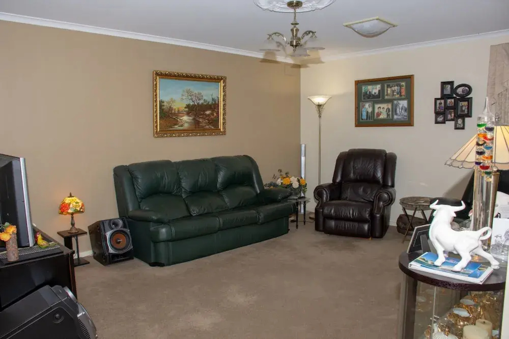 Chrissies Palace - Hostel