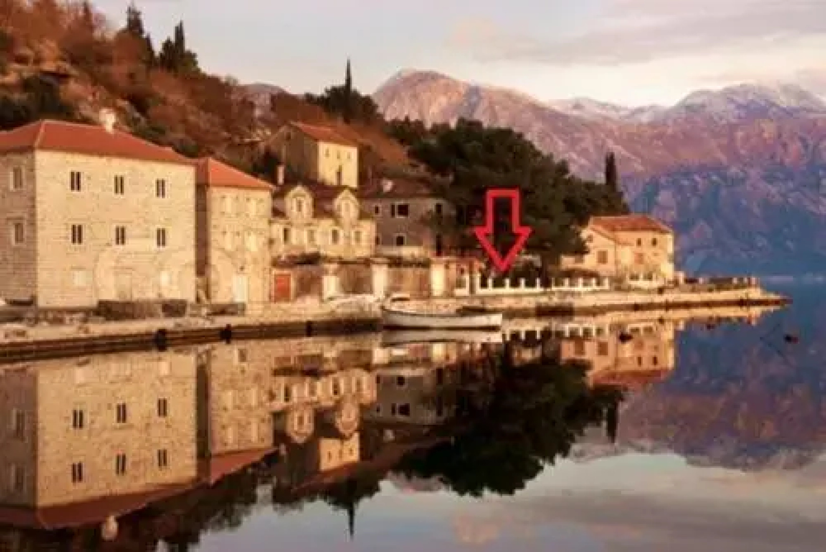 Perast Waterfront Apartments