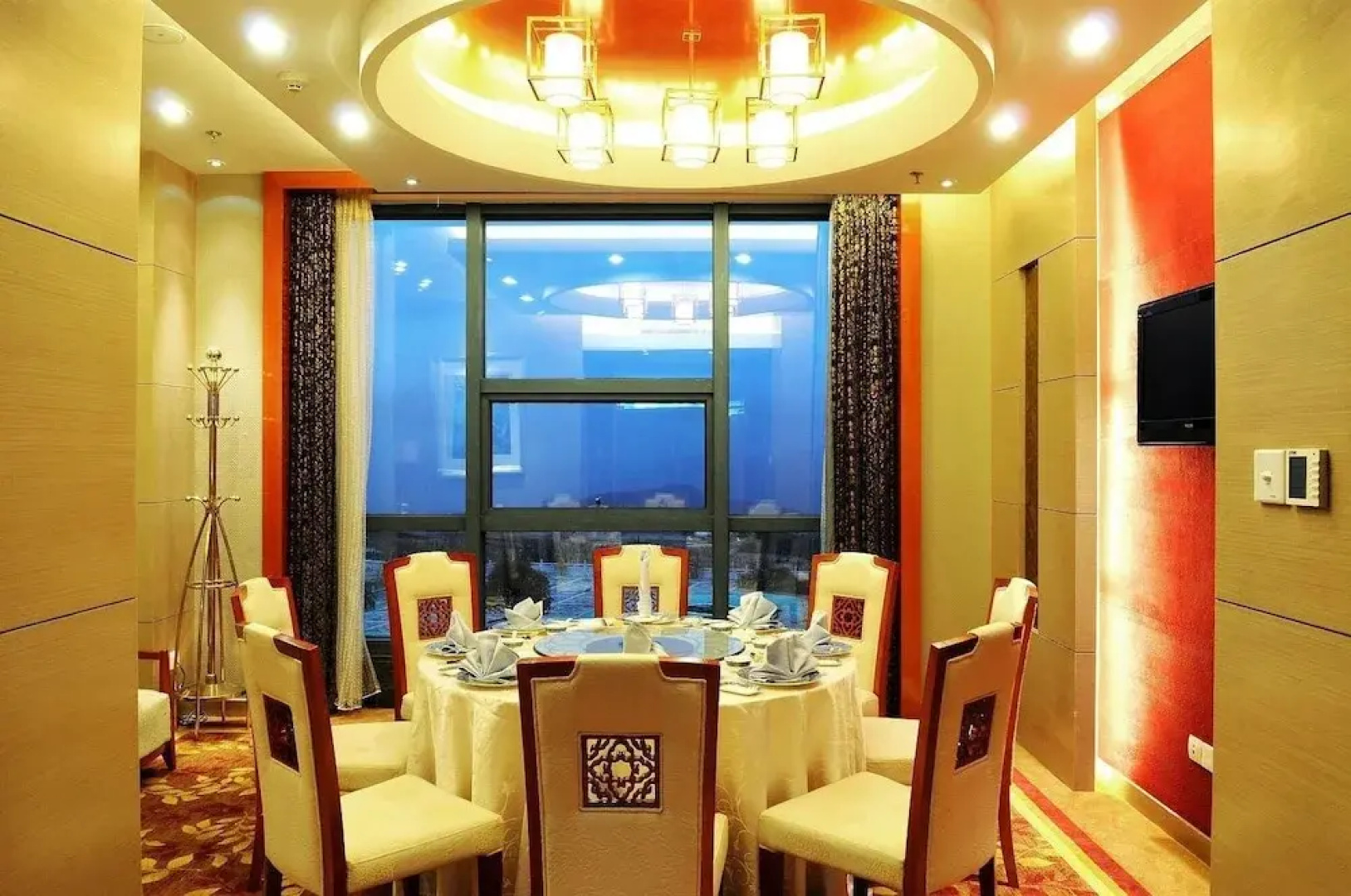 Tengchong International Golf Resort Hotel