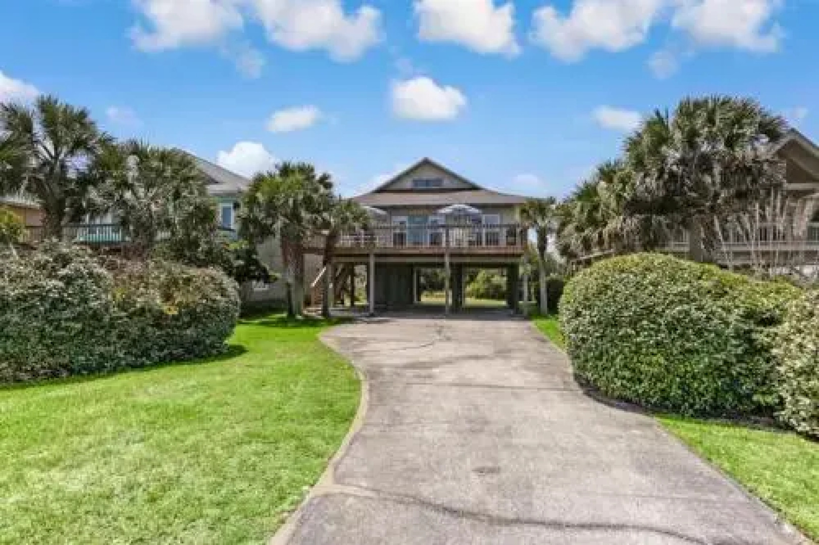 1423 N. Fletcher by RedAwning