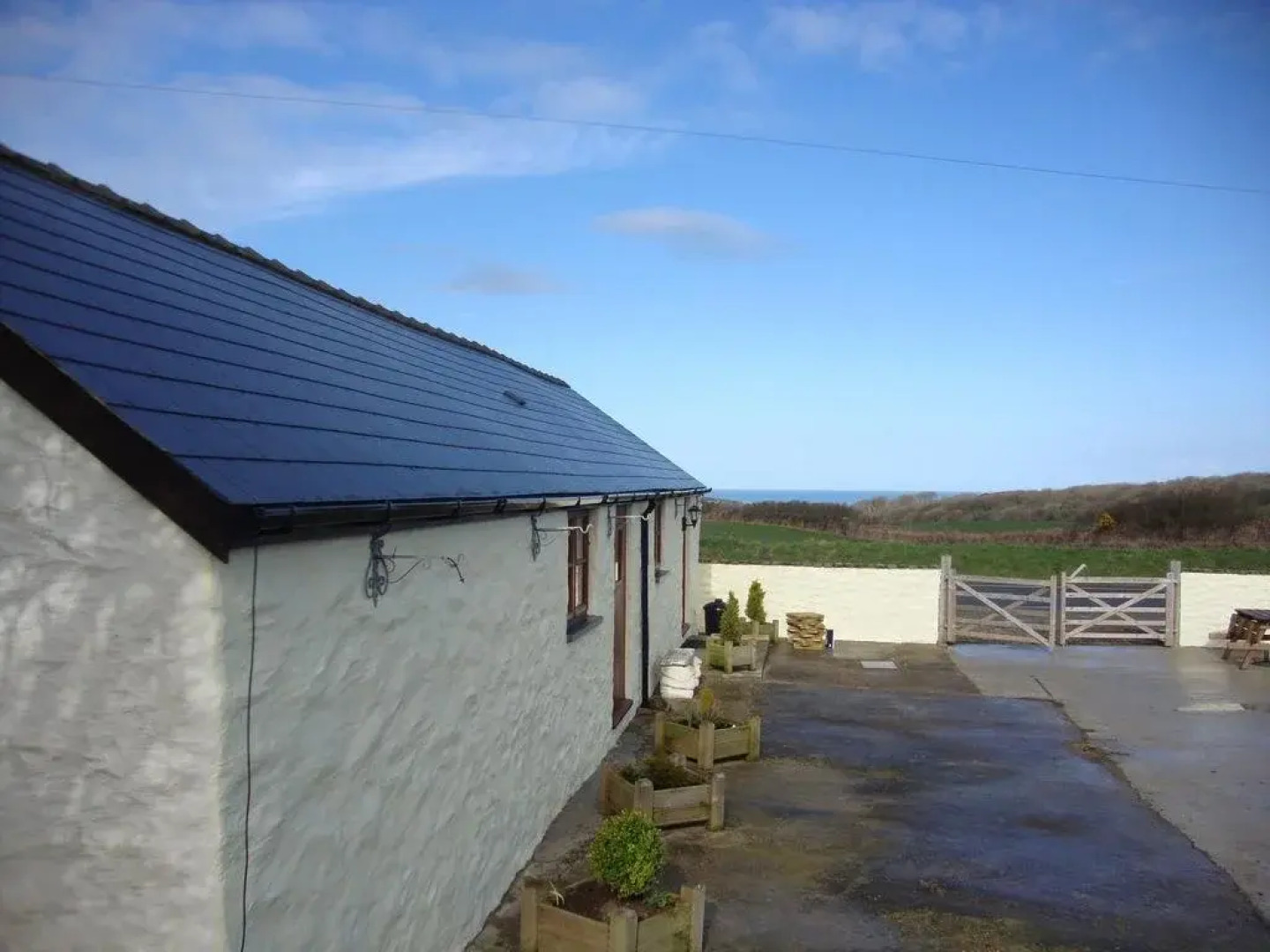 Bwthyn Ysgubor ( The Barn)