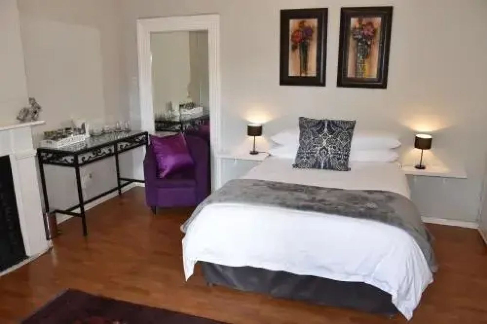 Poetry Guestrooms