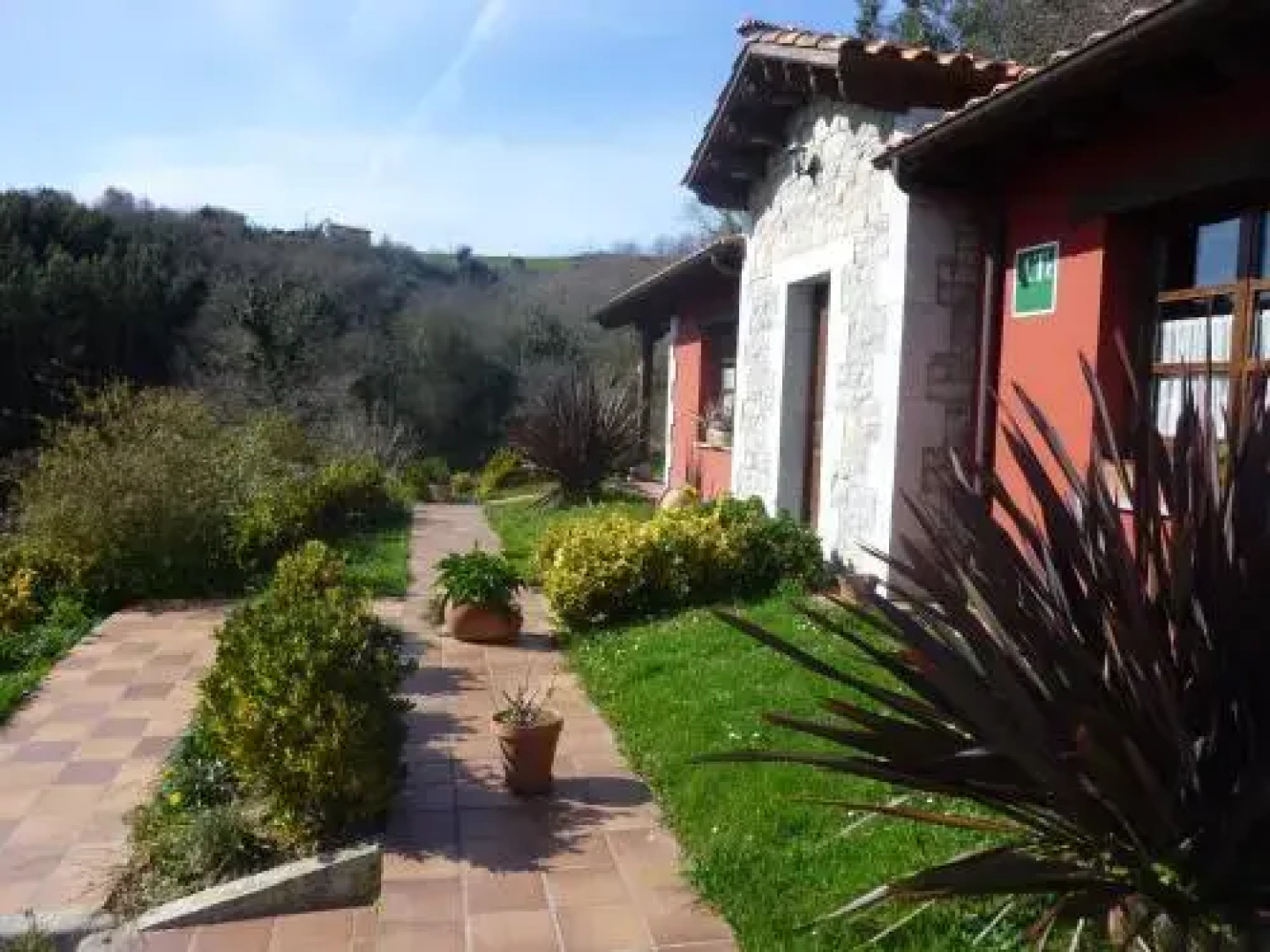 Apartamentos Rurales La Güertona