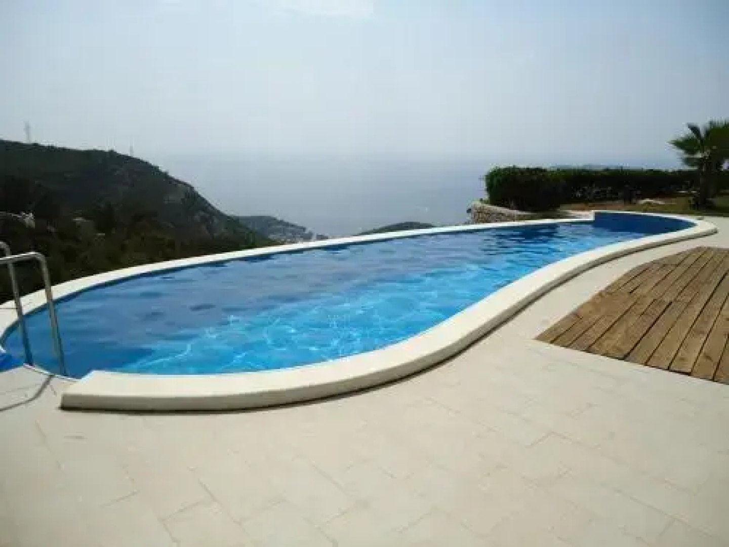Lux Villa