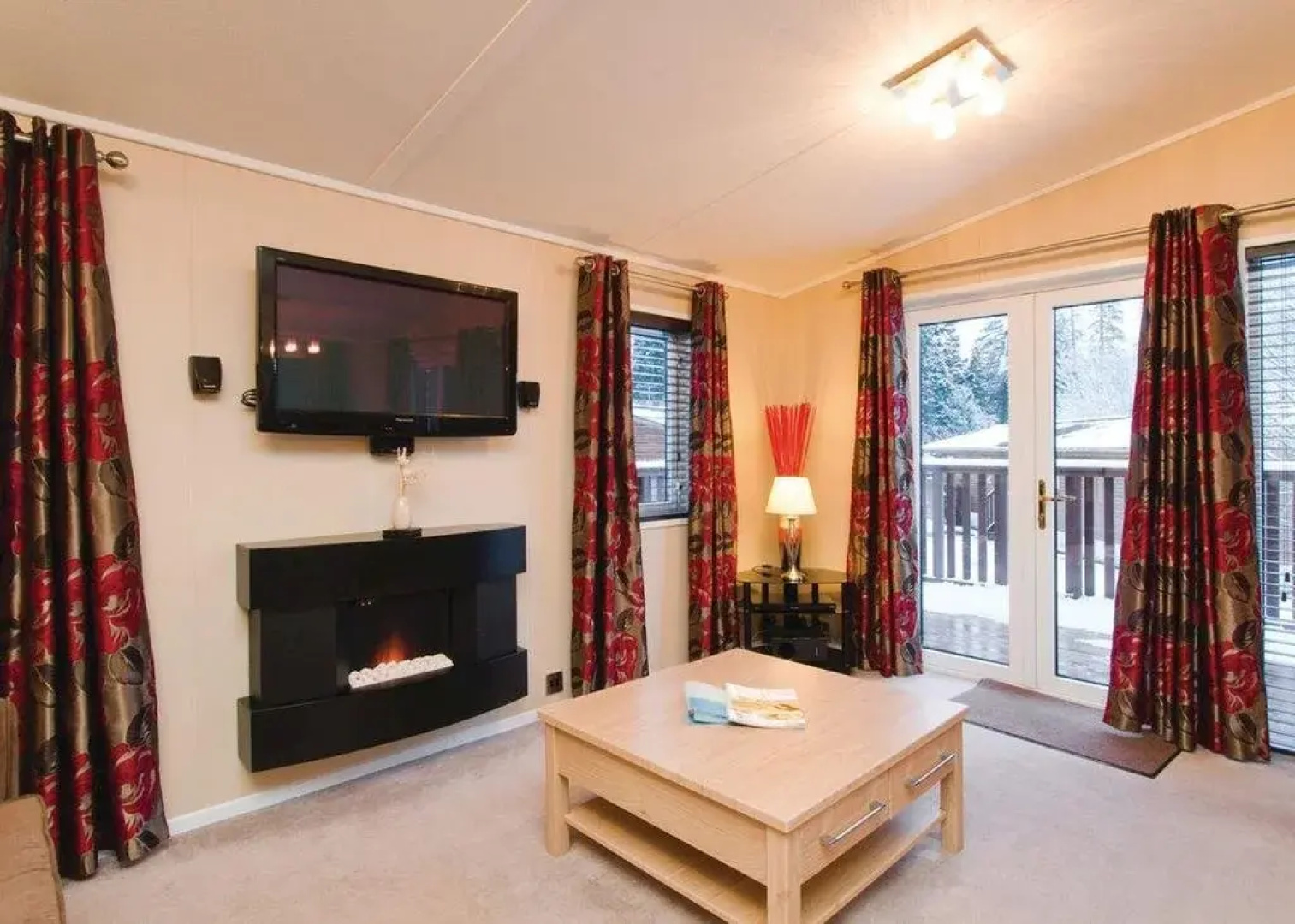 Grattons Cedar Lodges