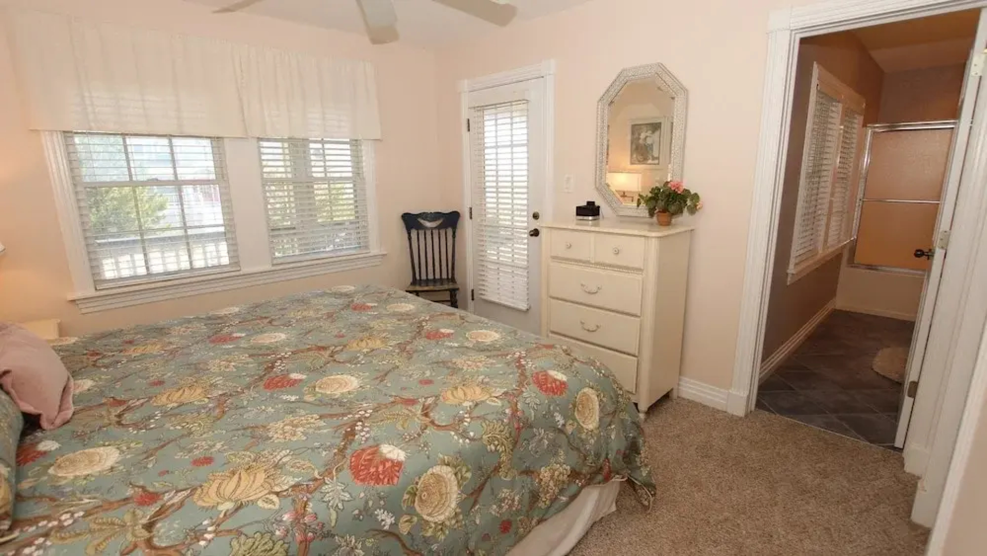 Trading Winds - 6 Br Home