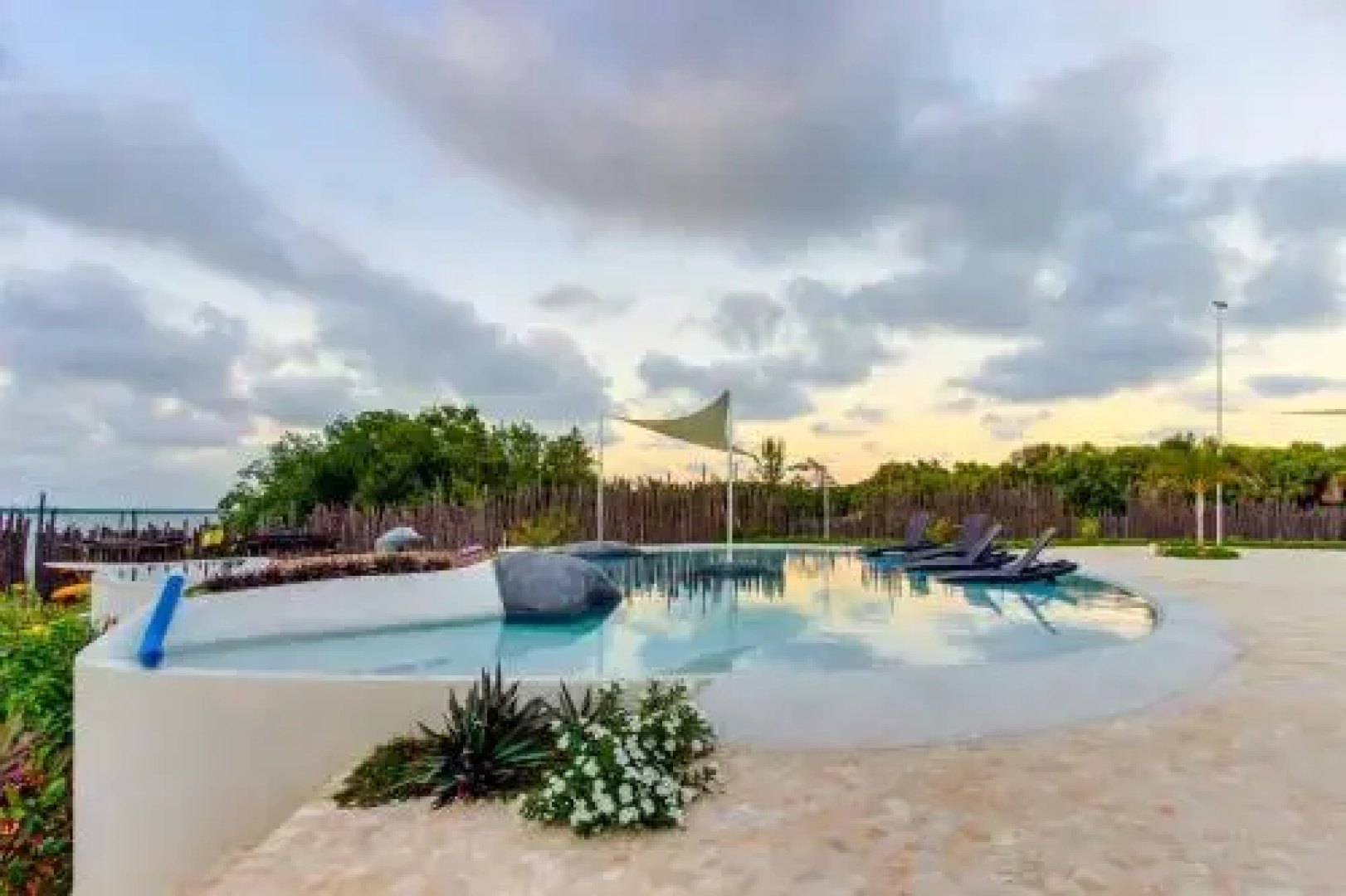 Swan Villas Belize