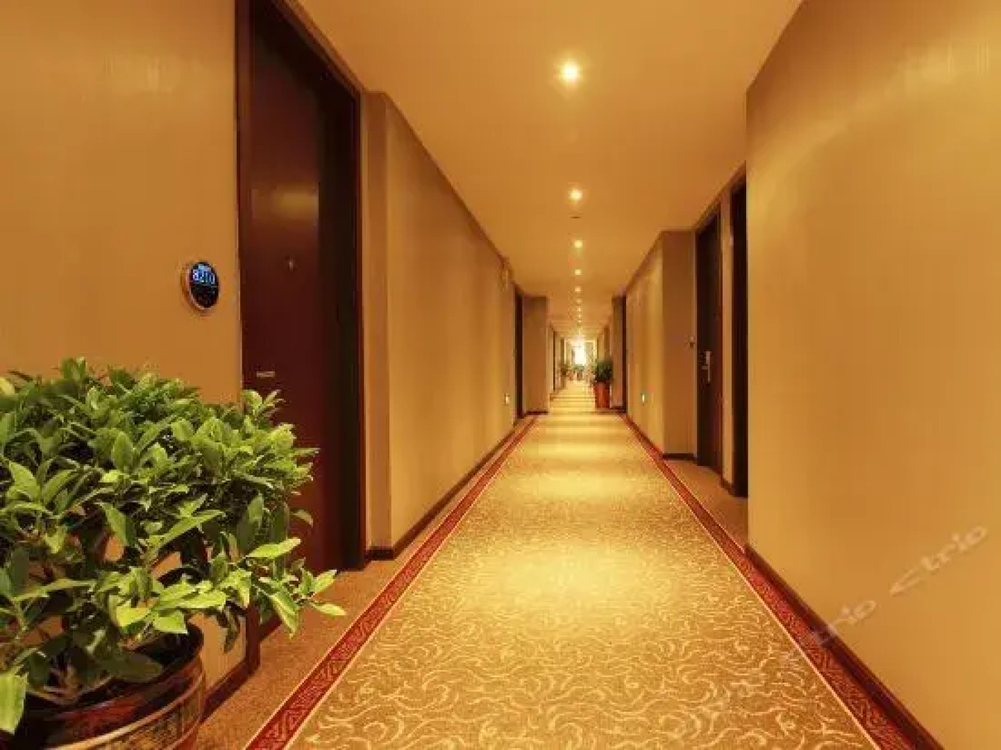 Jingmen Longtin Hotel