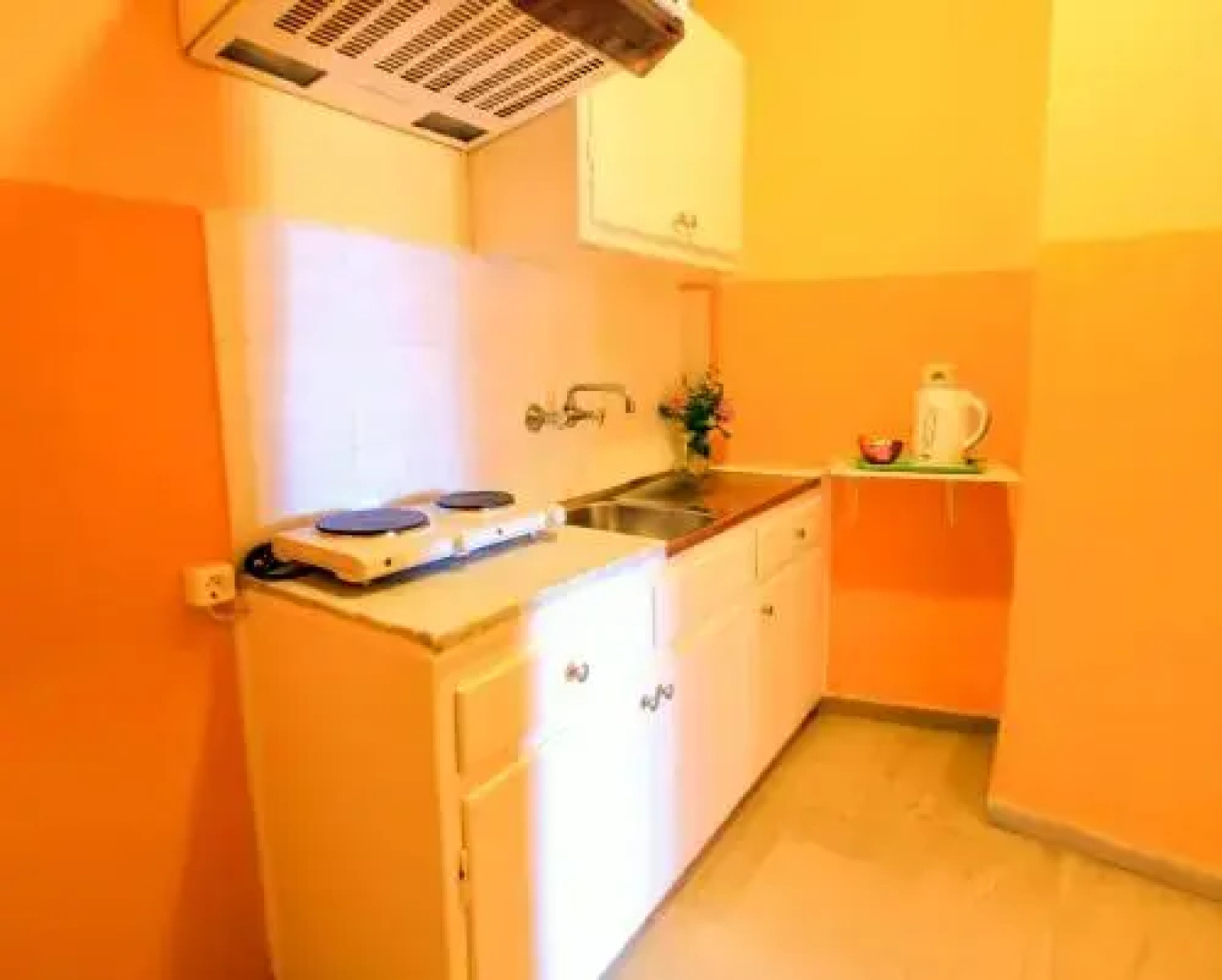 Frida Apartments