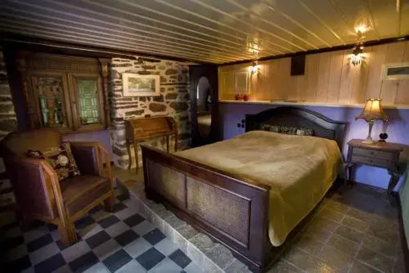 Art Deco Bed & Breakfast