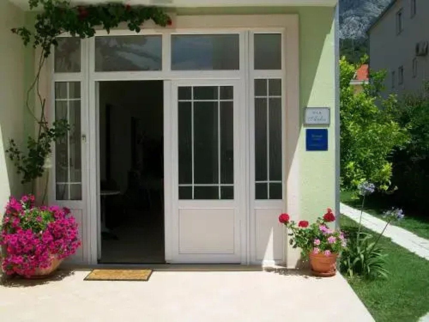 Rooms & Apartments Villa Anka