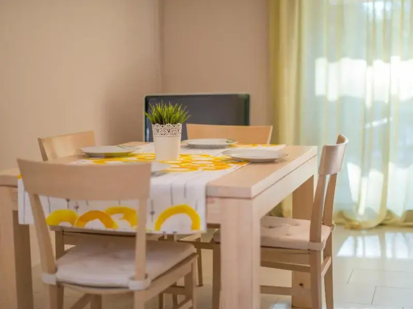Marin - One Bedroom