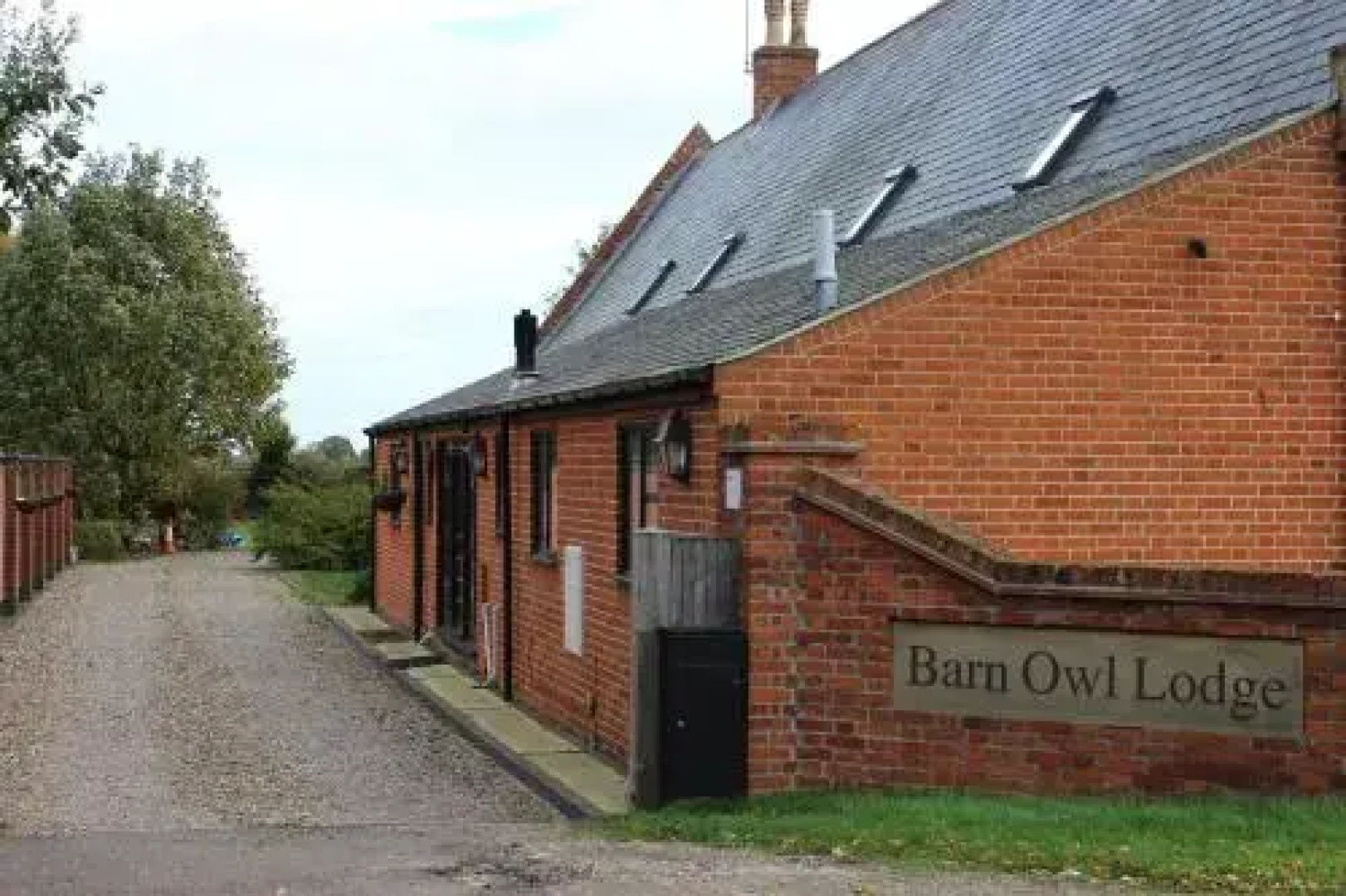 Barn Owl Lodge (Adults Only)