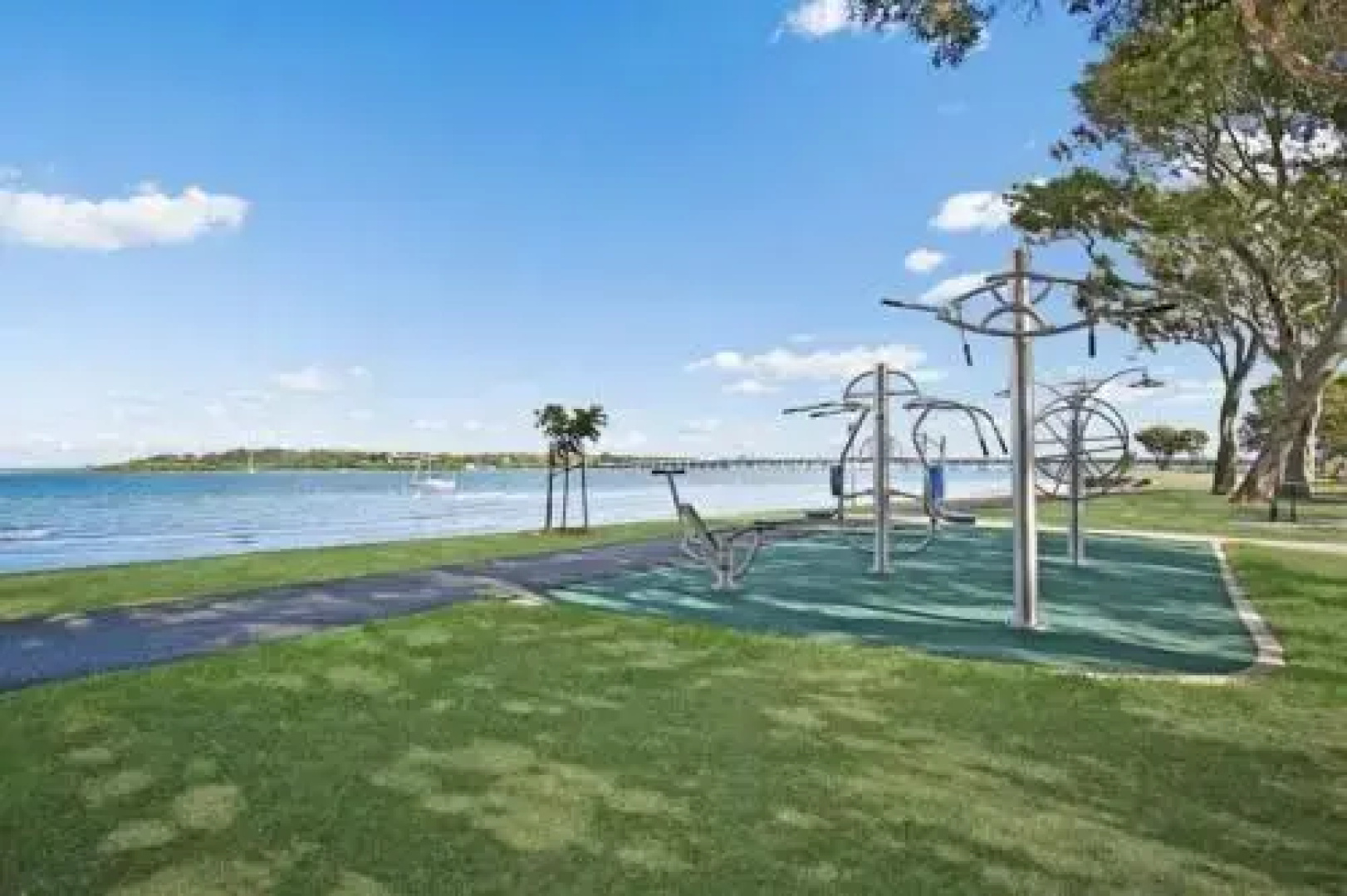 2nd Floor Unit with Water Views and Pool - Karoonda Sands, Bongaree