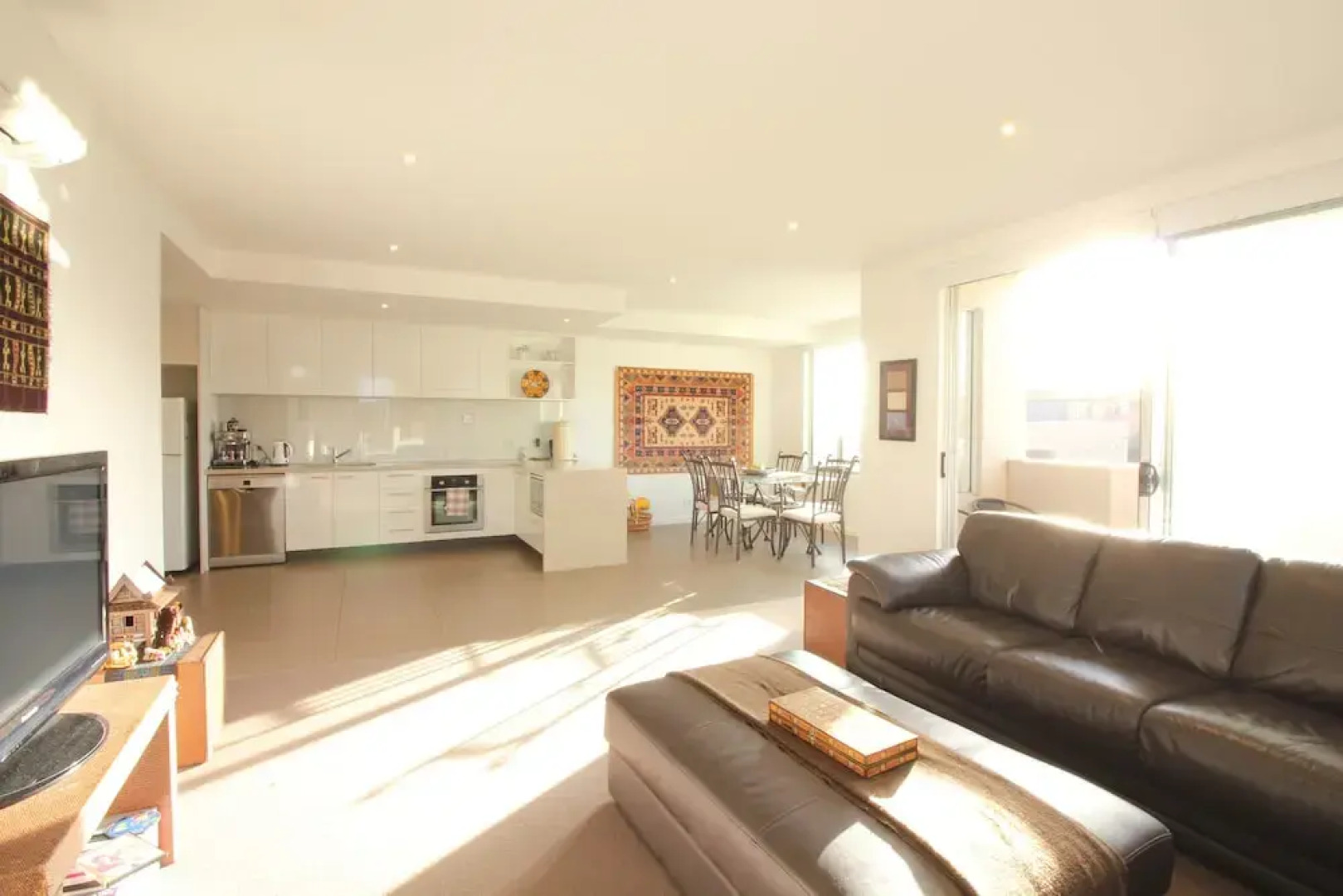 Rejuvenate San Remo - WiFi, Linen, Beach 200m, Family Friendly