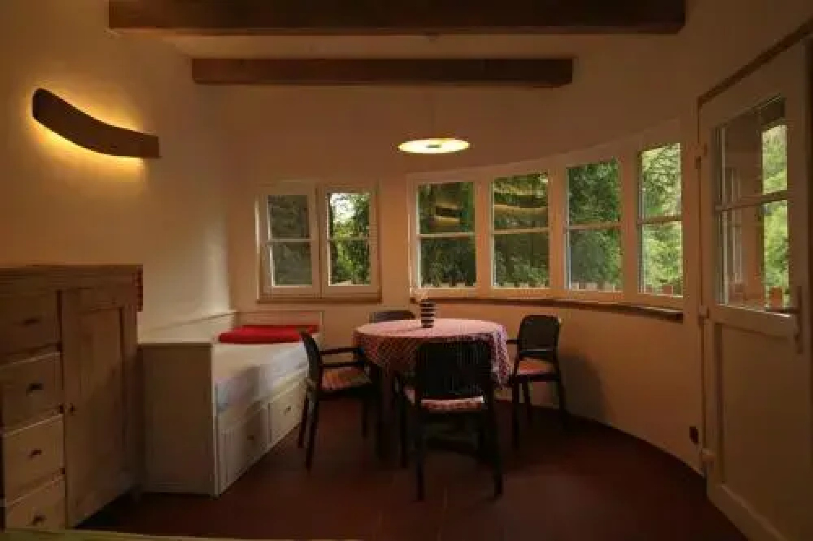 Malběnka - chata na skále pod hradem Kokořín