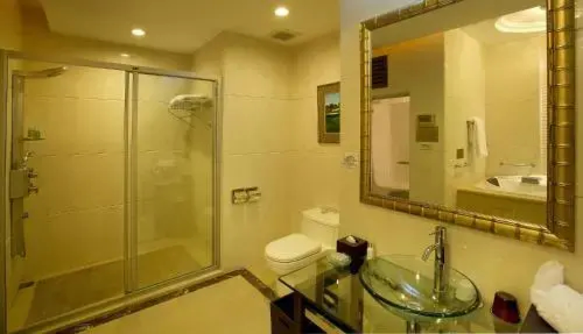 Holiday Islands Hotel