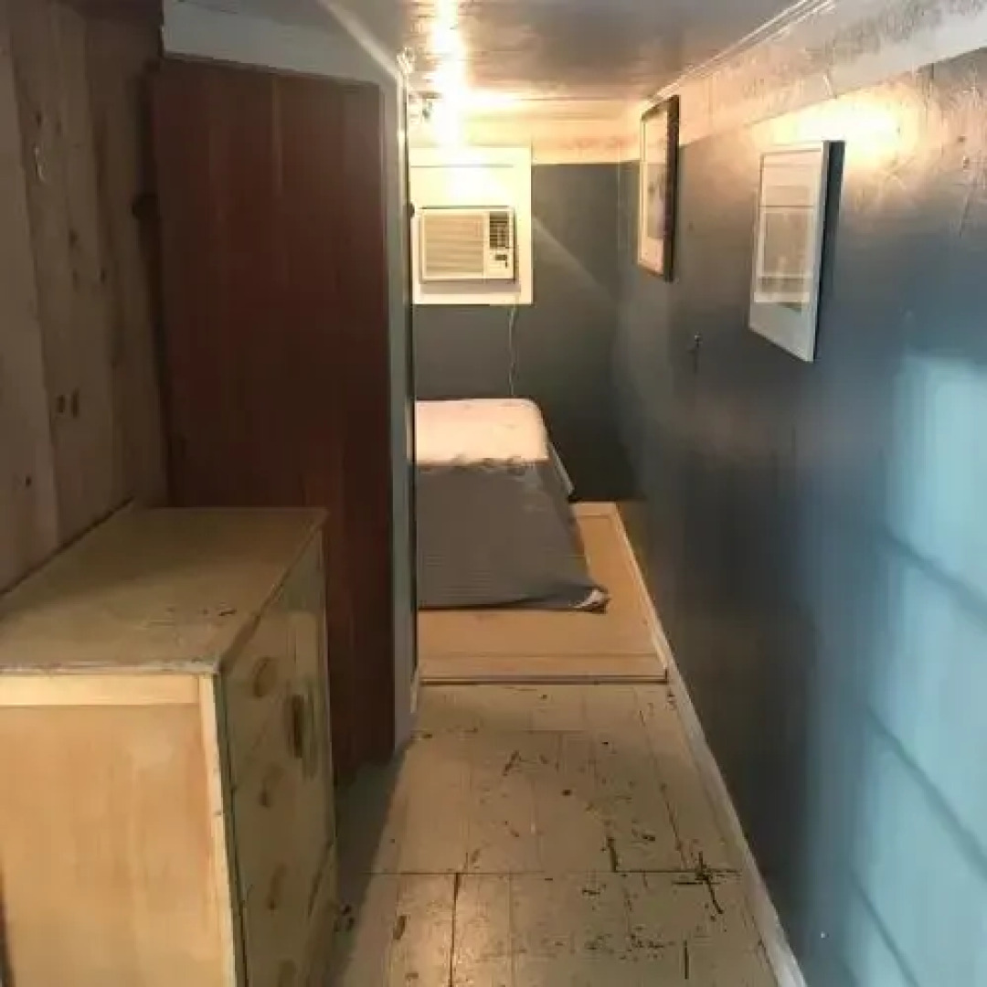 Seafarer Inn and Cottages