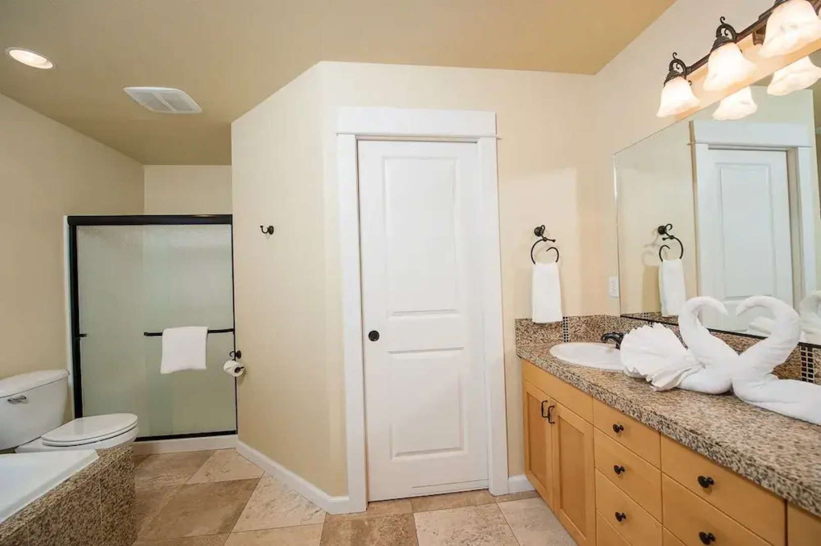 Deer Haven 4 Br cottage by RedAwning