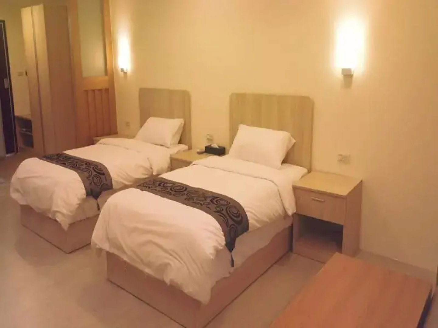 Sihai Hostel