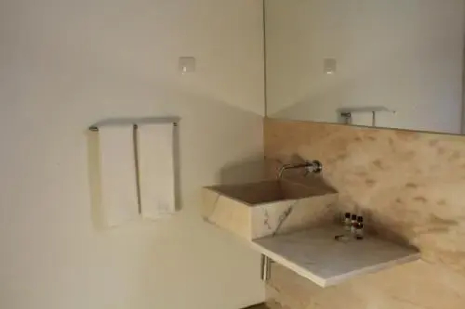 Casa do Roxo - Eco Design Country House