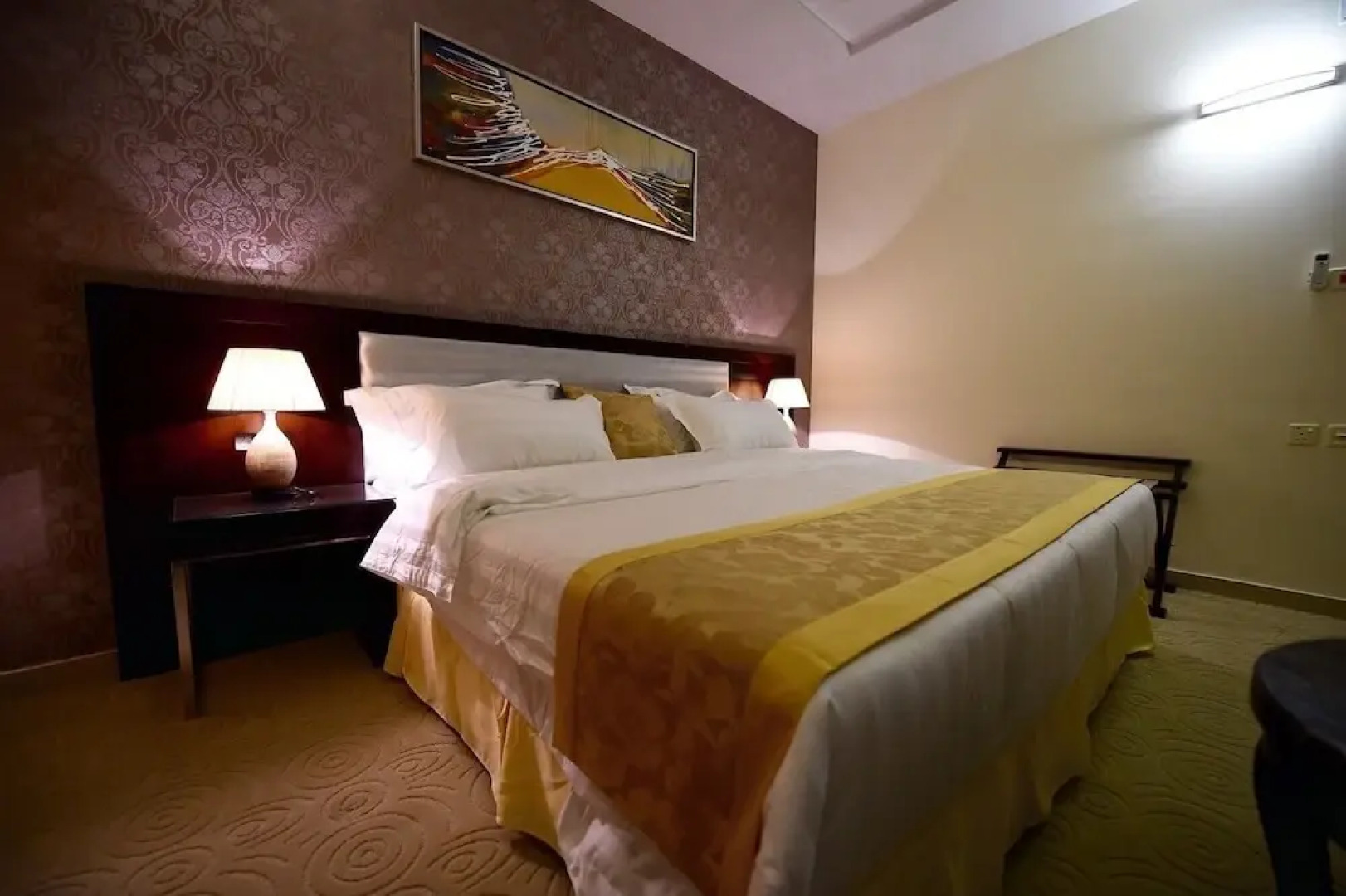 Qasr Al Abrar Furnished Units