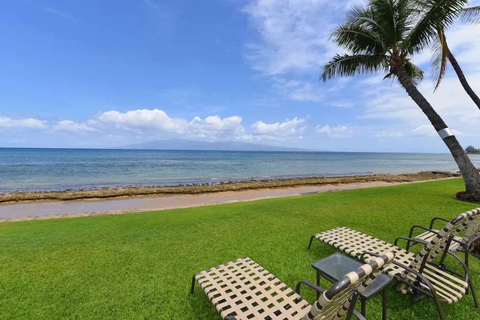 Paki Maui 415 by RedAwning