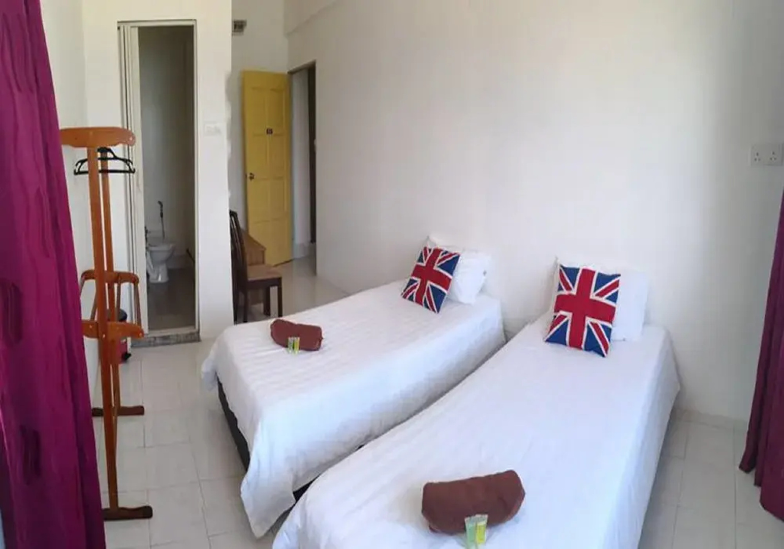Riverbank Dungun Guesthouse & Cafe