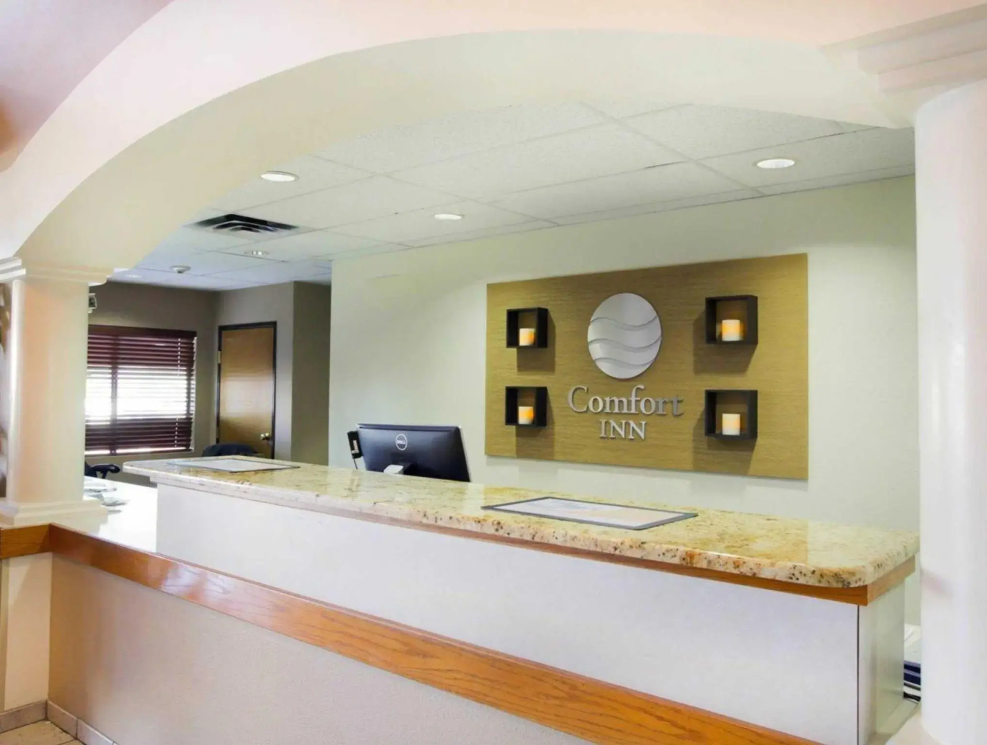 Rodeway Inn & Suites