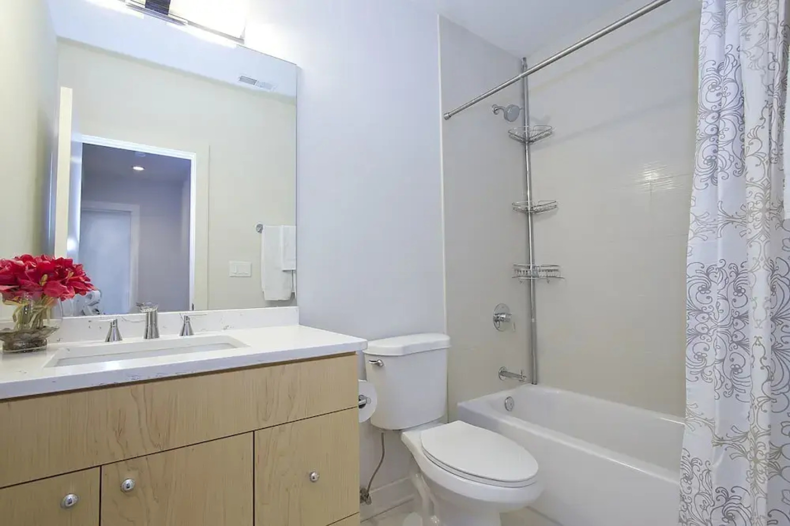 Charming 2BR in Wicker Park by Sonder