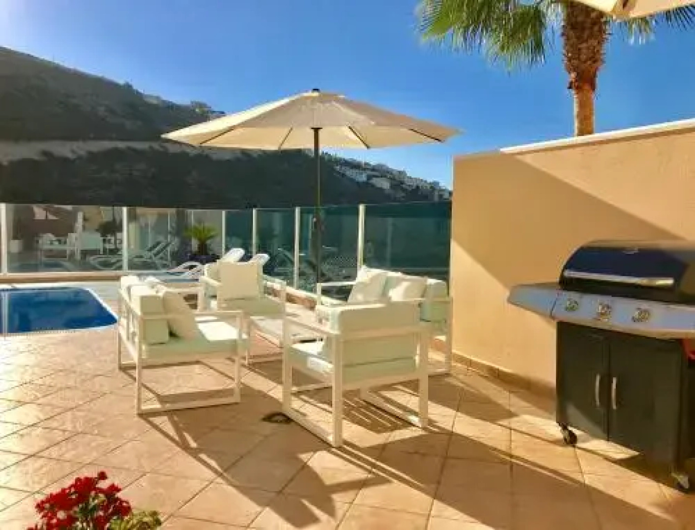 Guapa With Gym, Aircon + Wifi