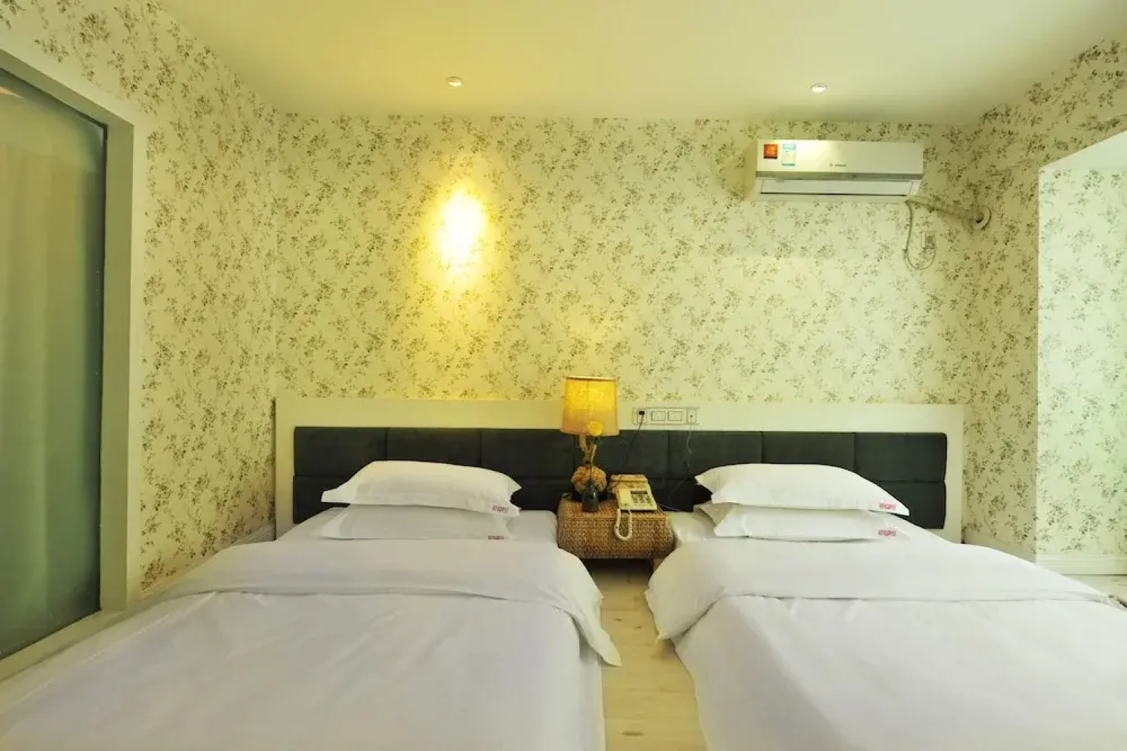 Flower Inn - Yangshuo