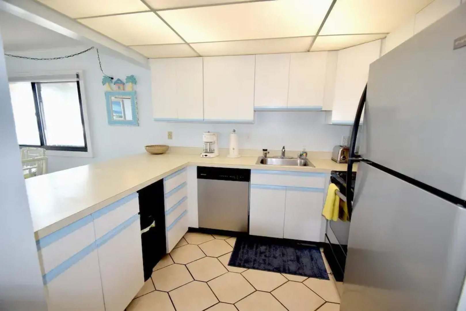 Ocean Hideaway 111 by RedAwning