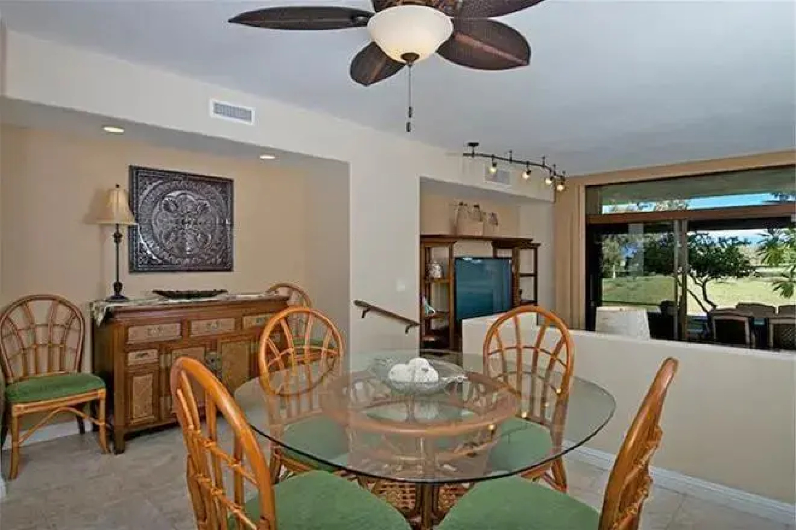 Kaanapali Royal P102 by RedAwning