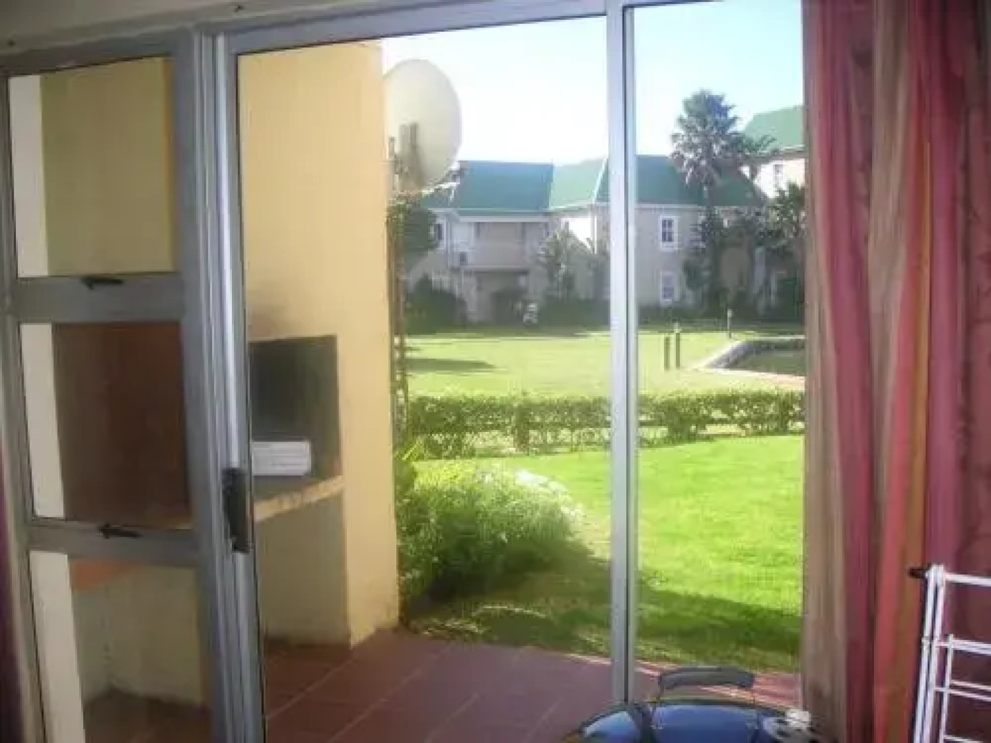 Waterside Living MC03
