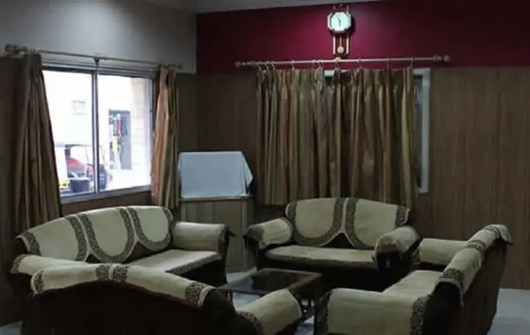 Hotel Uttam