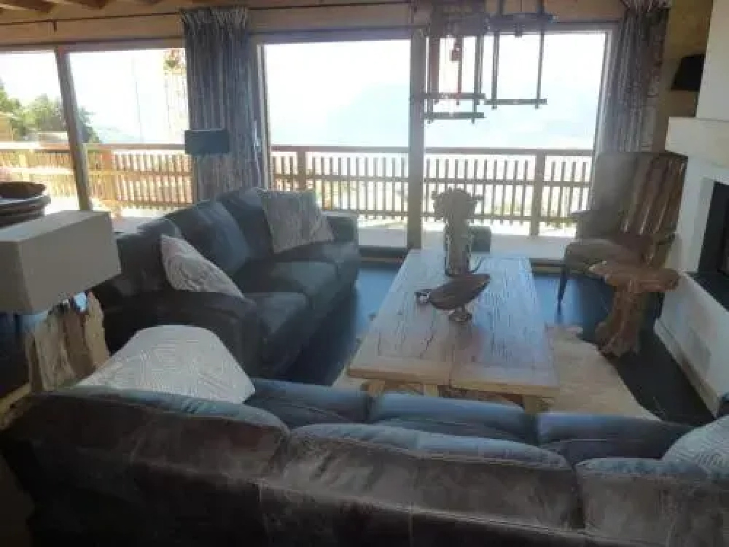 Adele SKI IN & SKI OUT chalet 10 pers