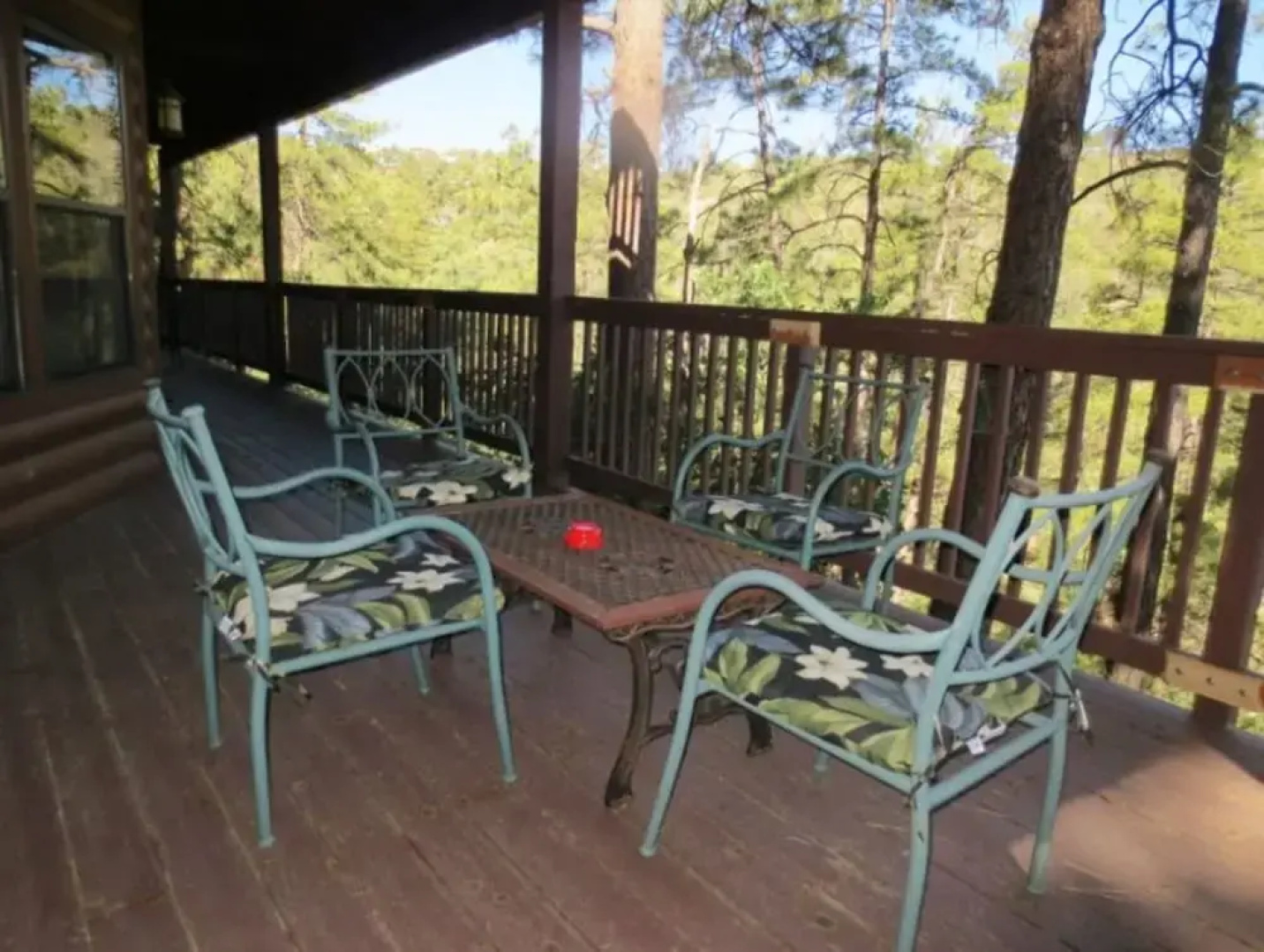 Forest Glen Lodge