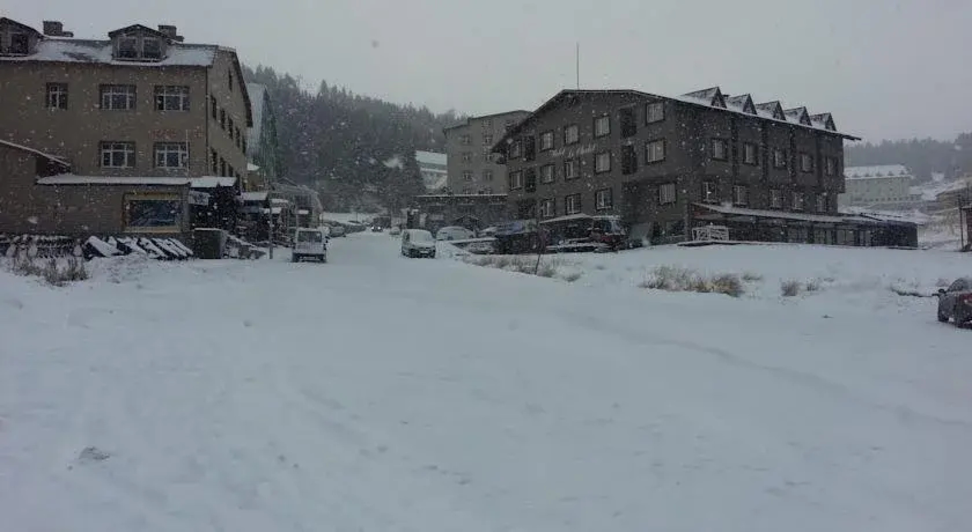 Ak Hotel