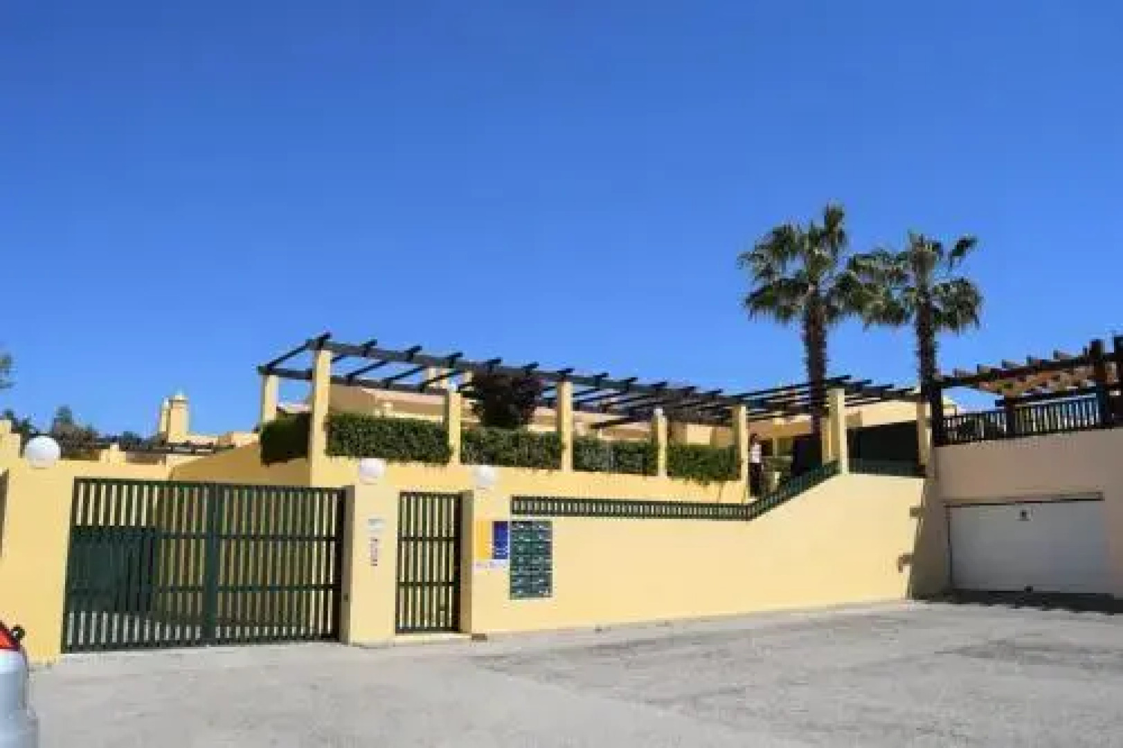 BUGANVILLE by Enjoy Portugal