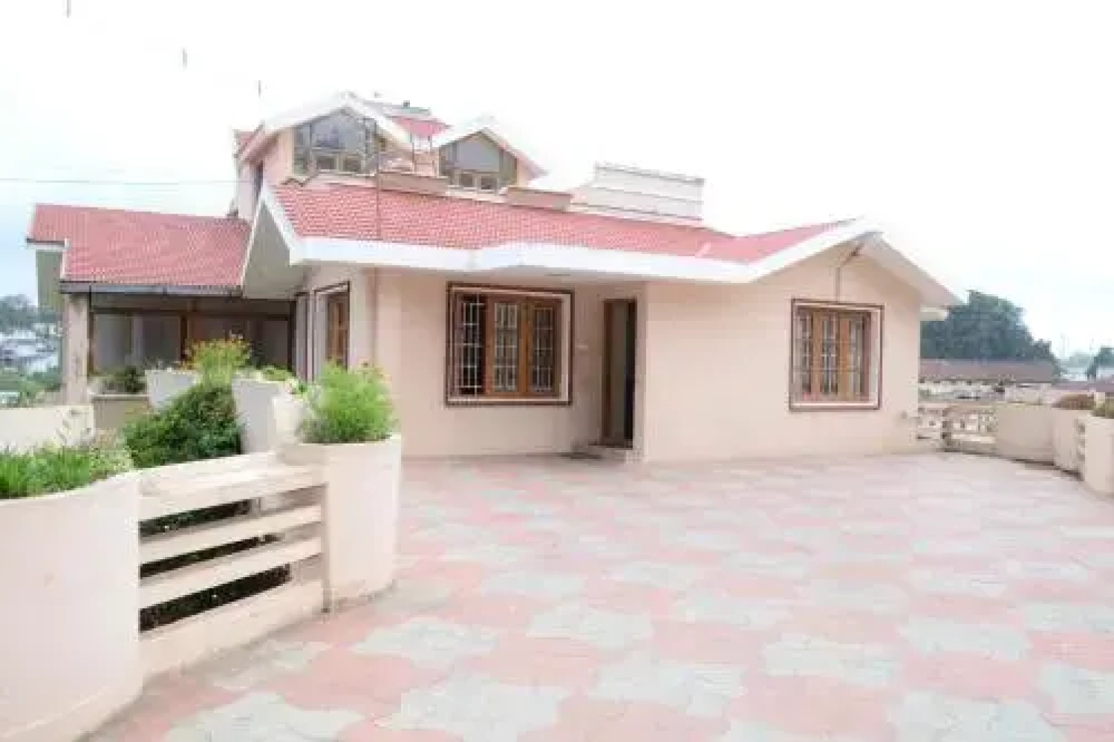 Maruthi Cottages