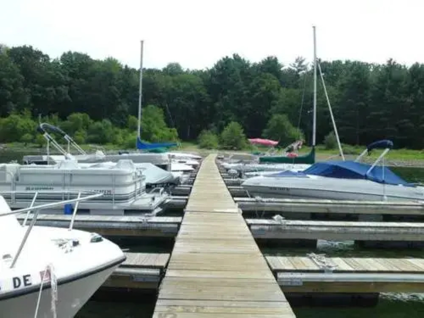 Lakeside Country Cottages