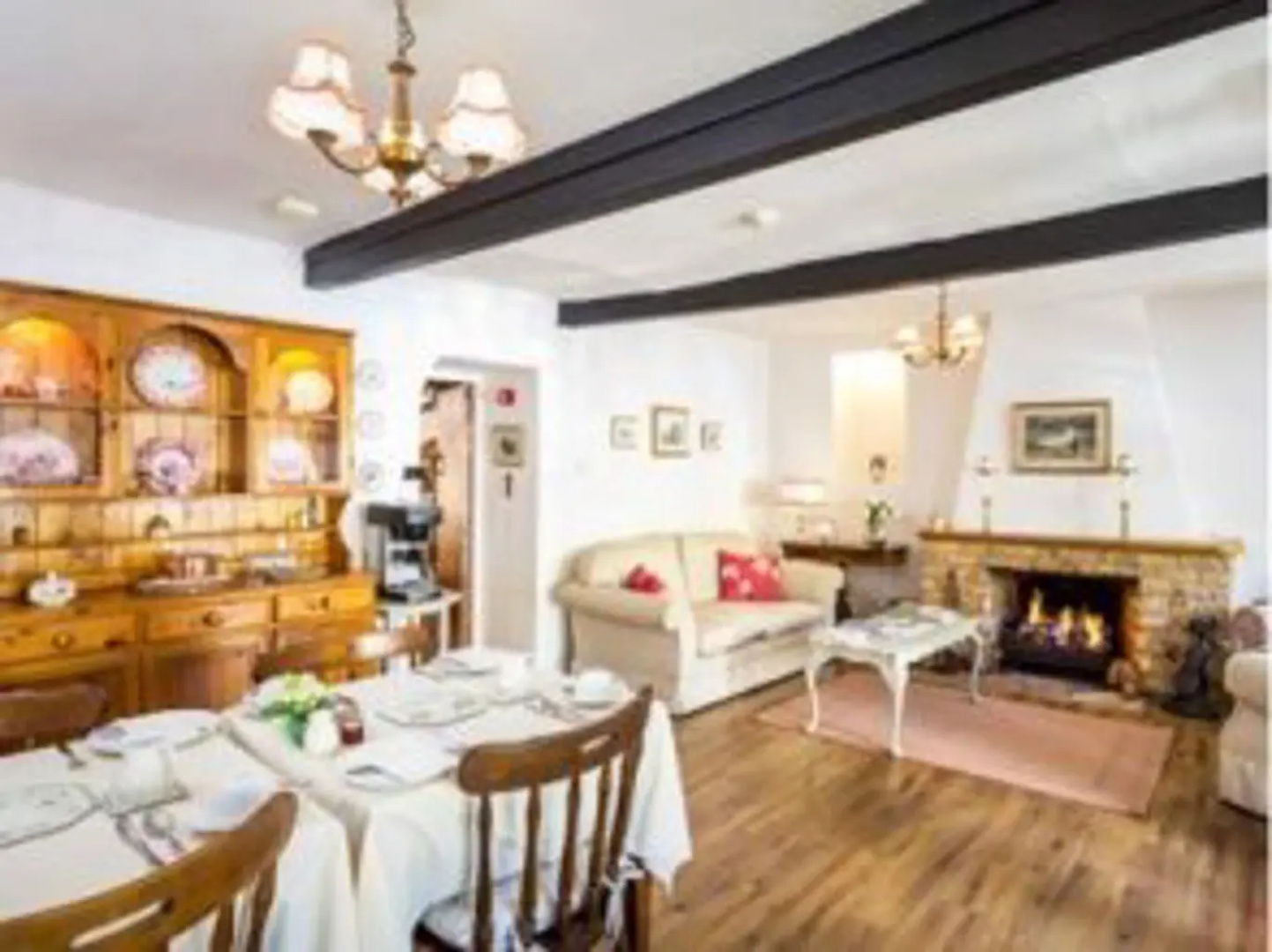 Cross Keys Cottage - Guest house