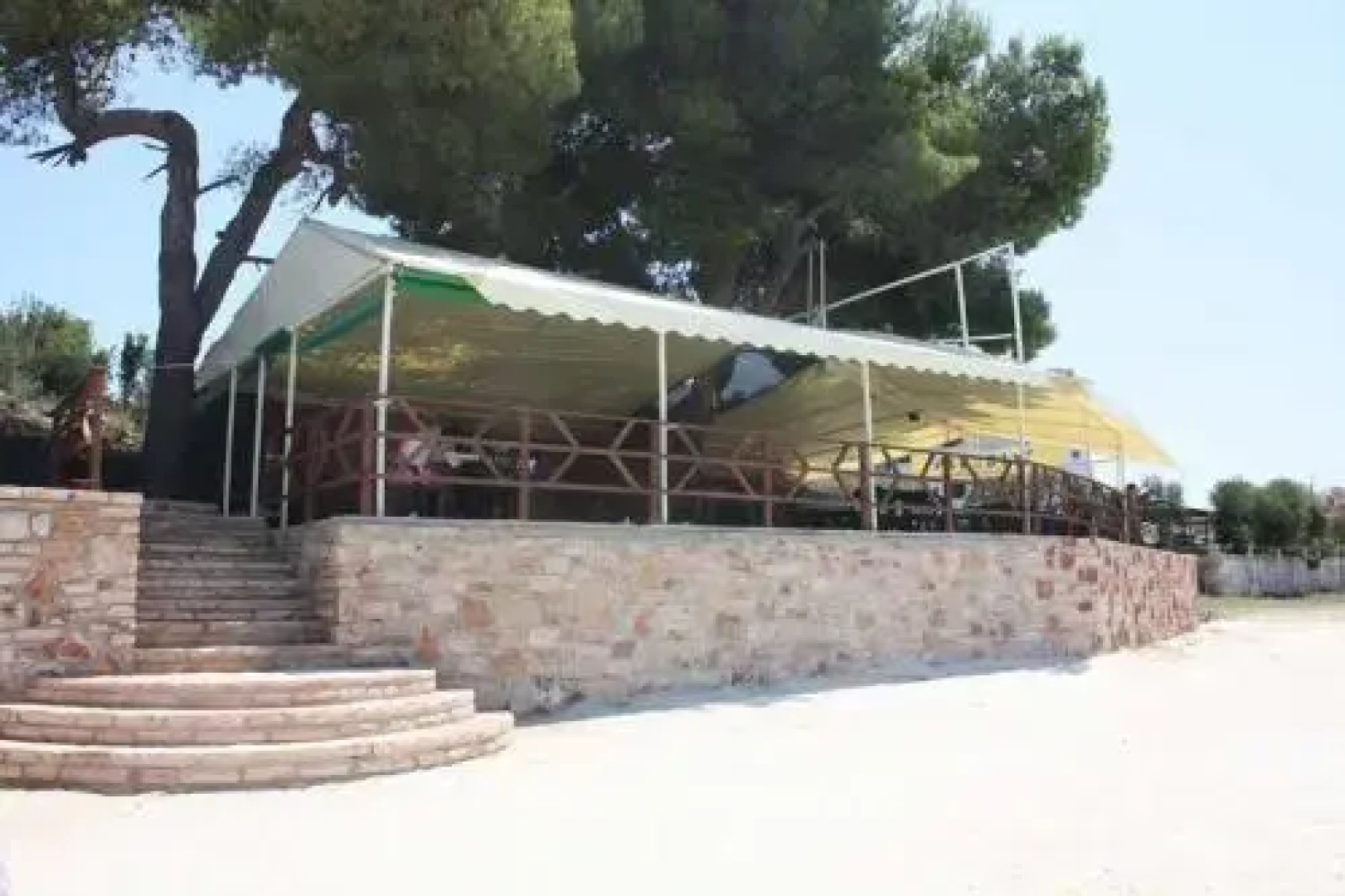 Mondis Guest House