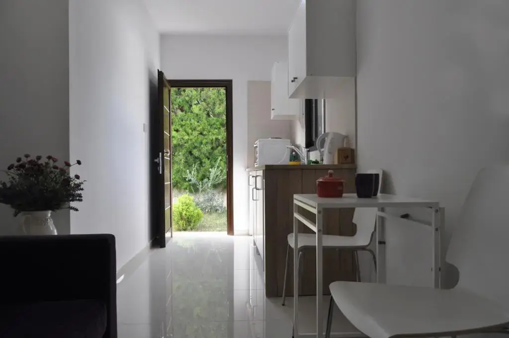 Royal Sunset Studios & Apartments