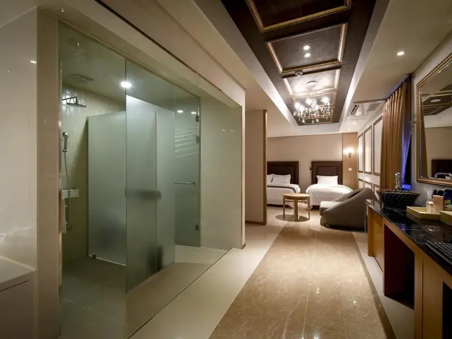 Gimpo Arisu Hotel