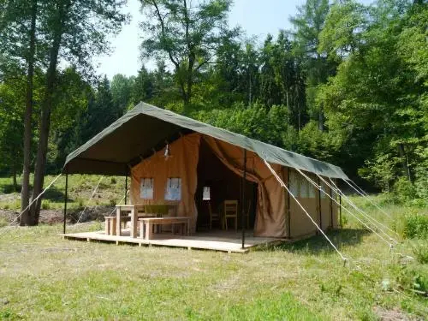Glamping im Safaritent