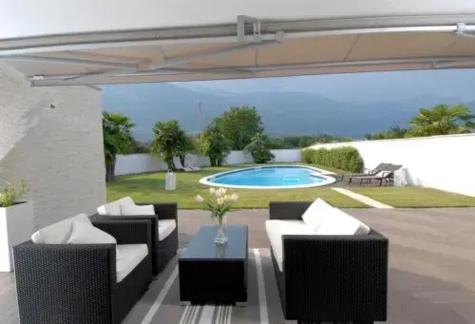 B&B Home 21