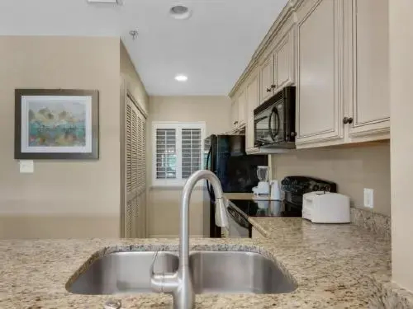 Tops'l Beach Manor 0113