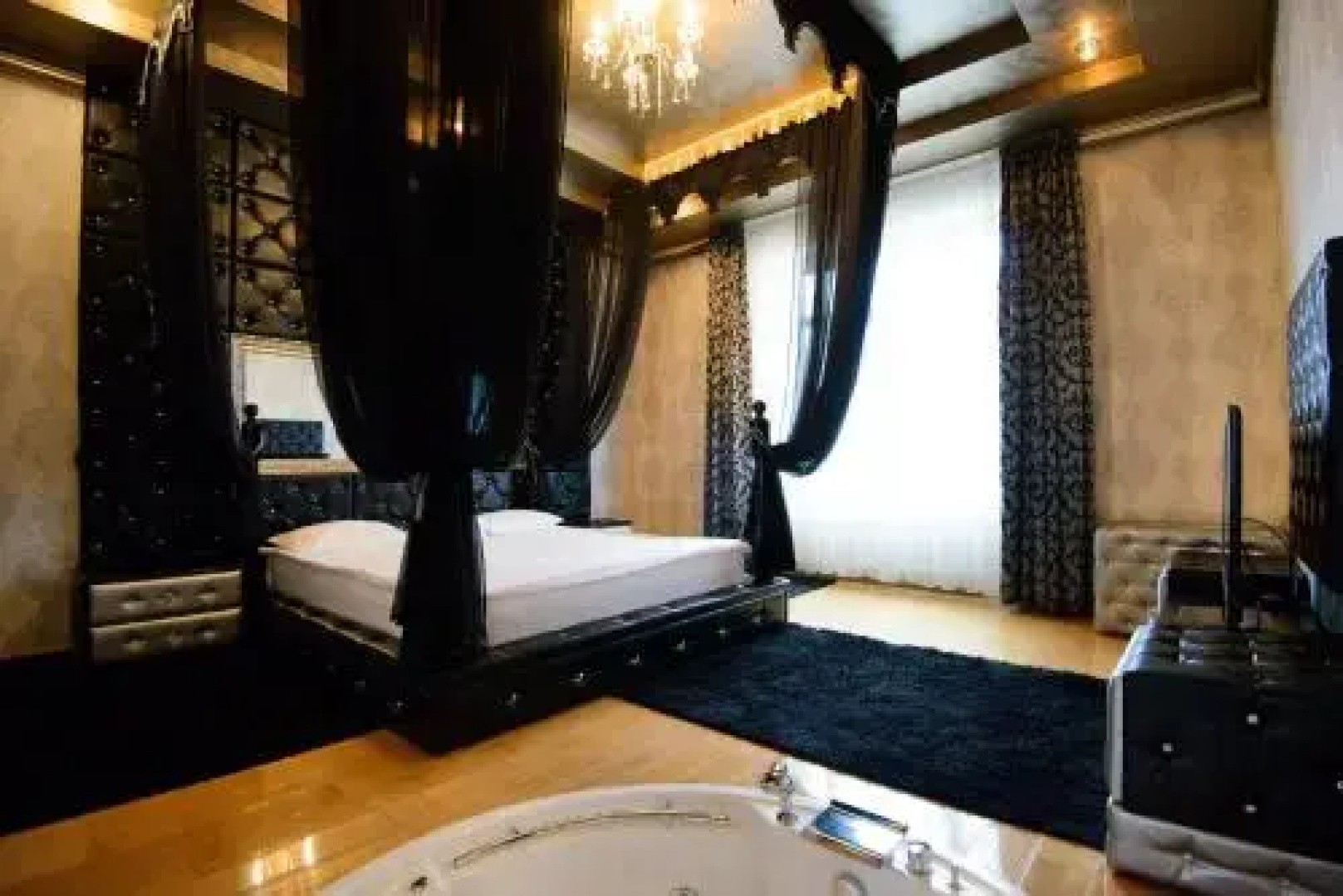 Cetate Residence
